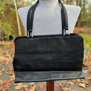 Large Liz Claiborne shoulder toge bag